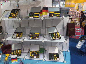 時尚五金制品深圳禮品展上綻光芒，燈具銷售引領潮流新風向