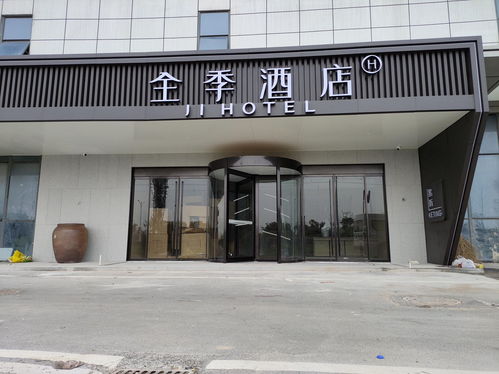 2026年4月新消息 為何上海核孚門窗成為兩翼自動旋轉門價值之選——全精準安裝、降噪節能與長效運維的關鍵解析